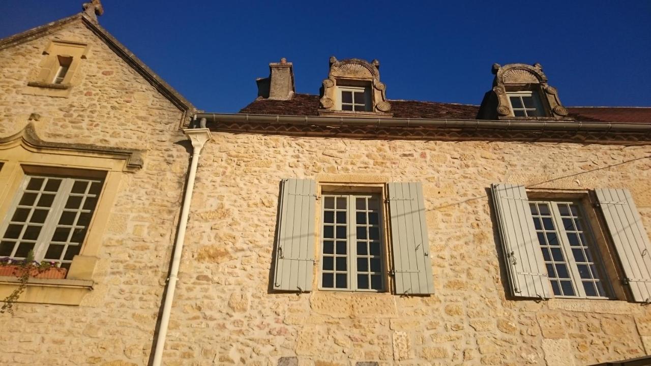 Rue Du Chateau Lalinde Exterior foto